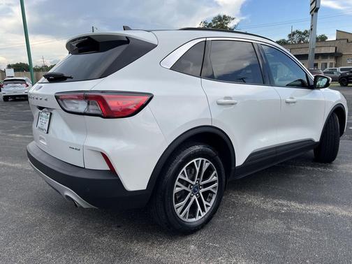 2021 Ford Escape SEL