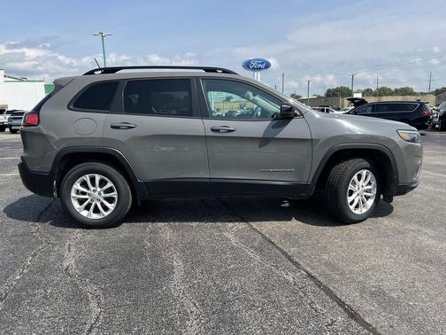 2022 Jeep Cherokee Latitude Lux
