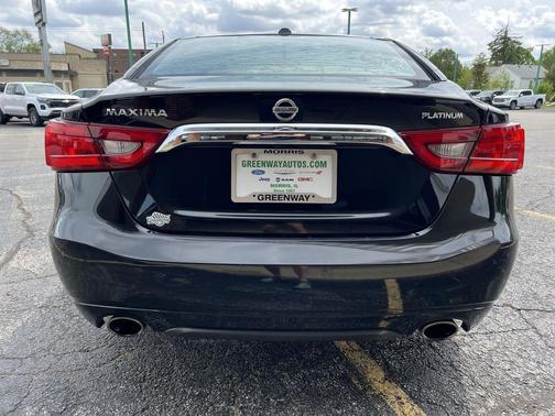 Super Black 2016 Nissan Maxima 3.5 Platinum