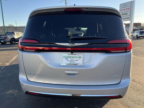 2026 Chrysler Pacifica L