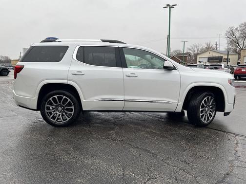2020 GMC Acadia Denali