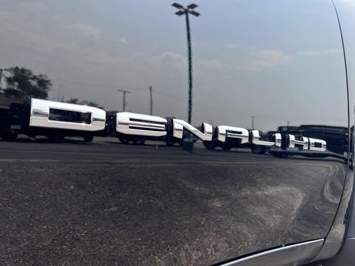 2025 GMC Sierra 2500 Denali