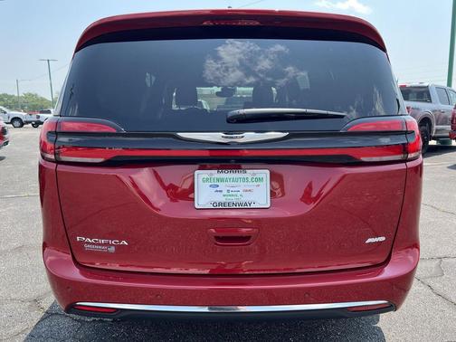 2025 Chrysler Pacifica L