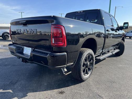 2026 RAM 2500 Big Horn Crew Cab 4x4 6'4' Box