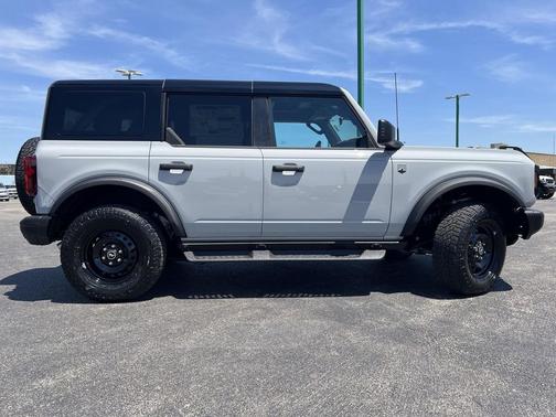 Avalanche Gray 2026 Ford Bronco Big Bend