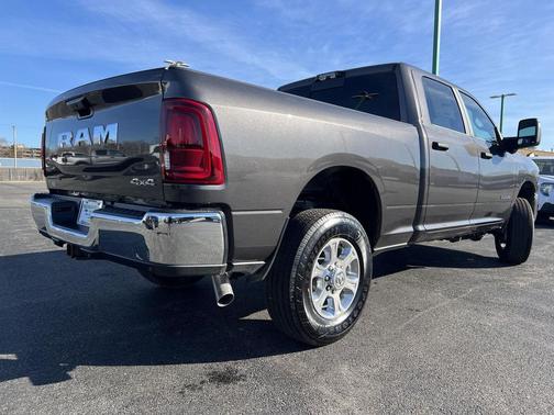 2026 RAM 2500 Big Horn Crew Cab 4x4 6'4' Box