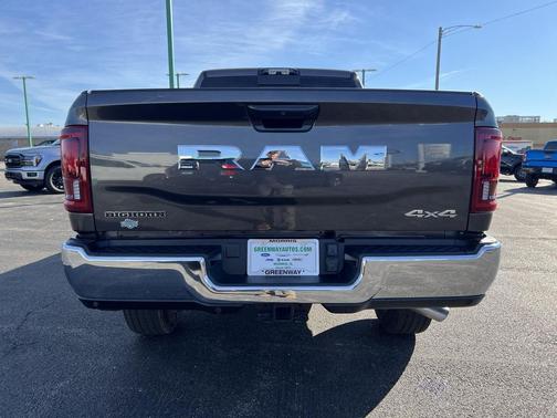 2026 RAM 2500 Big Horn Crew Cab 4x4 6'4' Box