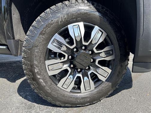 2026 GMC Sierra 2500 Denali