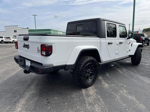 2021 Jeep Gladiator Willys 4x4