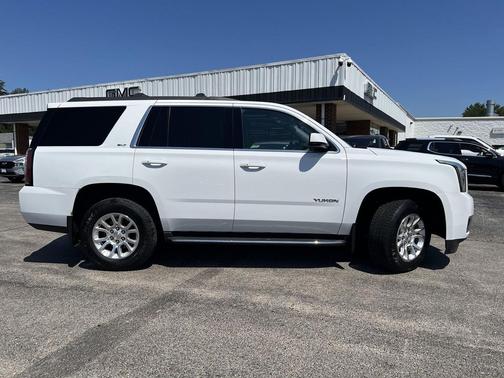 Summit White 2018 GMC Yukon SLT