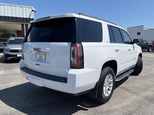 Summit White 2018 GMC Yukon SLT