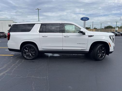 Summit White 2026 GMC Yukon XL Denali