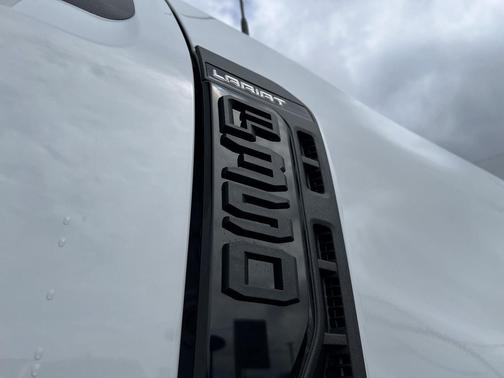 2025 Ford F-350 Lariat