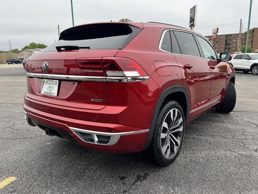 Aurora Red Metallic 2021 Volkswagen Atlas Cross Sport 3.6L V6 SEL Premium R-Line