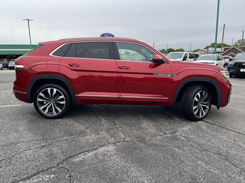 Aurora Red Metallic 2021 Volkswagen Atlas Cross Sport 3.6L V6 SEL Premium R-Line