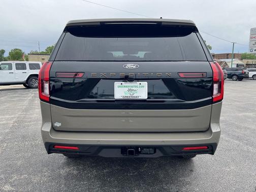 Marsh Gray 2026 Ford Expedition Tremor