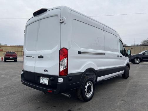 Oxford White 2026 Ford Transit-250 Base
