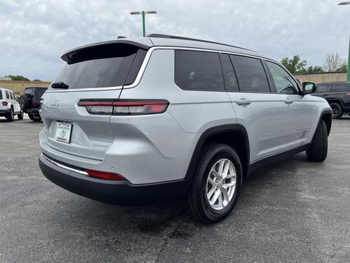 Silver Zynith 2026 Jeep Grand Cherokee L Laredo