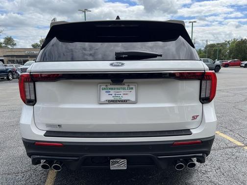 2025 Ford Explorer ST
