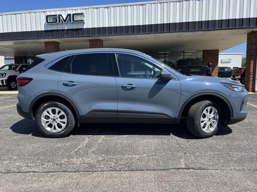 Vapor Blue Metallic 2023 Ford Escape Active