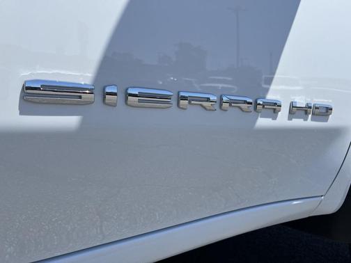 Summit White 2026 GMC Sierra 2500 Pro