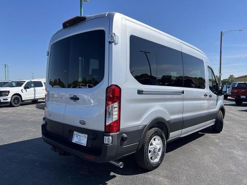 2025 Ford Transit-350 XL