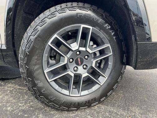 2026 GMC Terrain AWD AT4