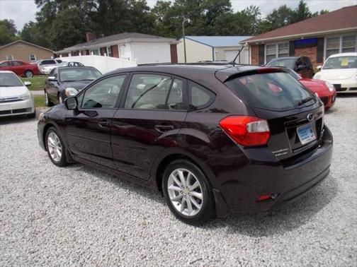 2013 Subaru Impreza 2.0i Premium