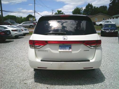 Pearl White 2015 Honda Odyssey Touring