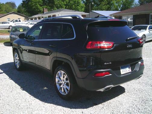 Brilliant Black Crystal Pearlcoat 2015 Jeep Cherokee Limited