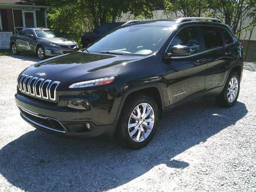 Brilliant Black Crystal Pearlcoat 2015 Jeep Cherokee Limited