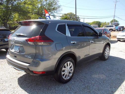 2020 Nissan Rogue S