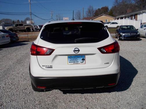 2019 Nissan Rogue Sport S
