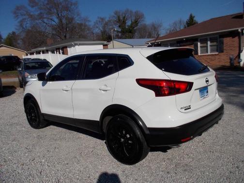 2019 Nissan Rogue Sport S