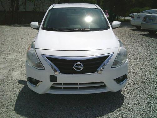 2018 Nissan Versa 1.6 SV