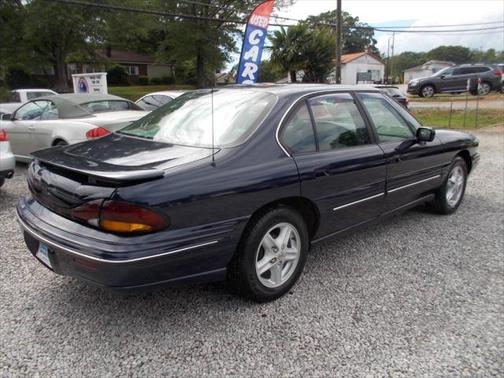 1998 Pontiac Bonneville SE