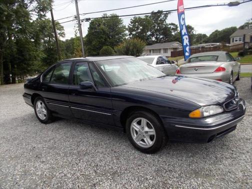 1998 Pontiac Bonneville SE