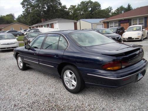 1998 Pontiac Bonneville SE