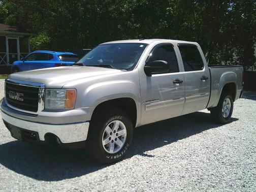 Champagne 2008 GMC Sierra 1500 SLE1 Crew Cab