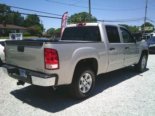 Champagne 2008 GMC Sierra 1500 SLE1 Crew Cab