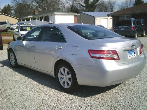 2011 Toyota Camry LE