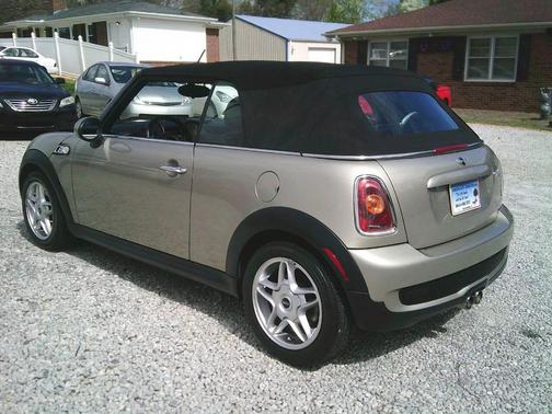 2009 MINI Cooper S Base