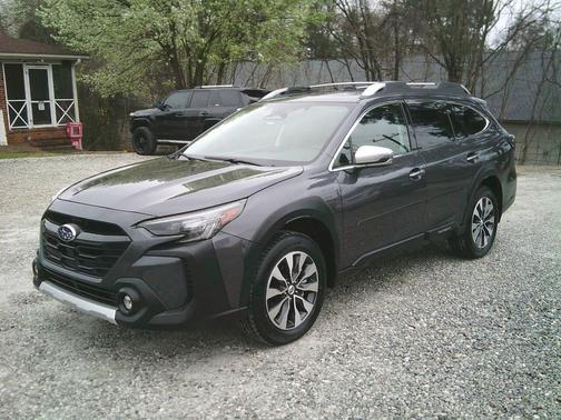 2023 Subaru Outback Touring XT