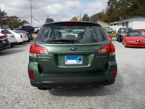 2010 Subaru Outback 2.5 i