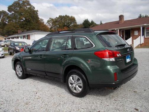 2010 Subaru Outback 2.5 i