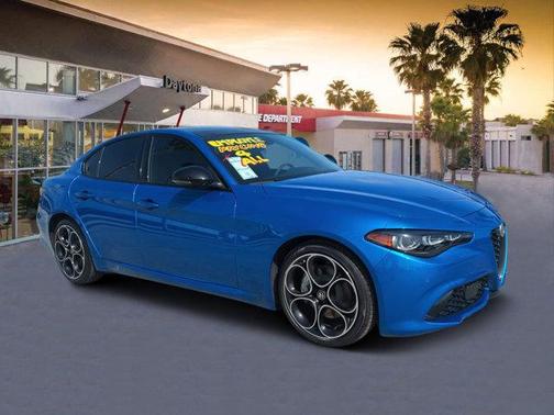 2025 Alfa Romeo Giulia Base