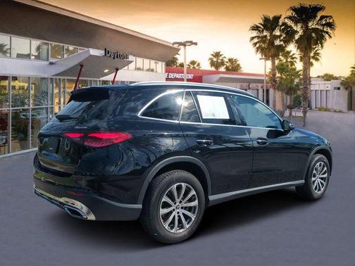 2024 Mercedes-Benz GLC 300 Base 4MATIC