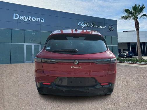 2025 Alfa Romeo Tonale Base