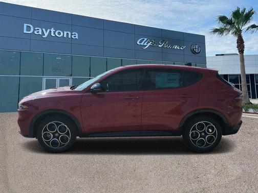 2025 Alfa Romeo Tonale Base