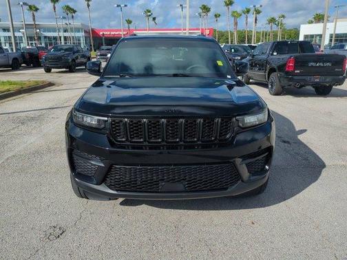 2023 Jeep Grand Cherokee Altitude